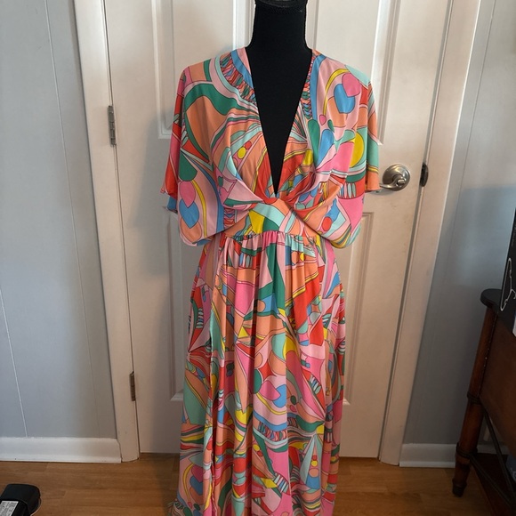 Olivaceous Dresses & Skirts - Olivaceous Multicolor Maxi Dress